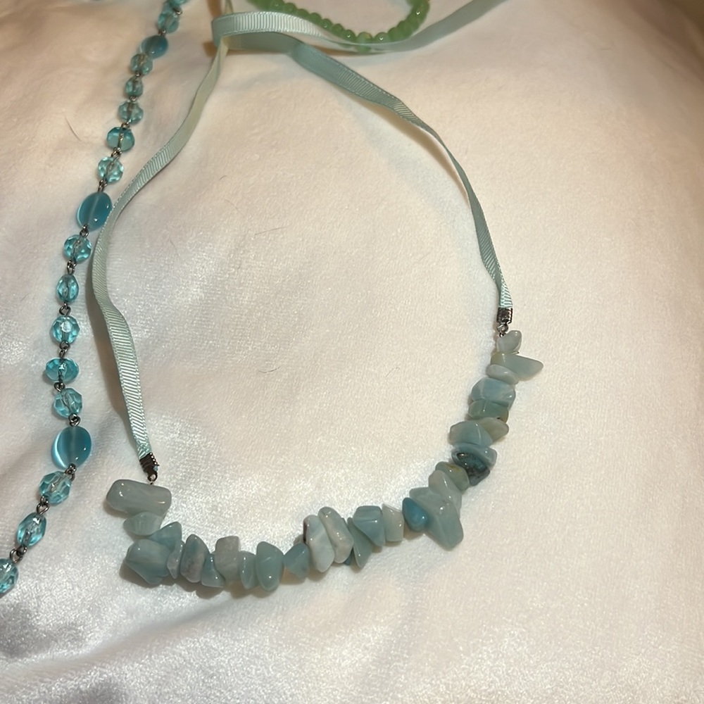 Turquoise Necklaces and Bracelet - Picture 2 of 6